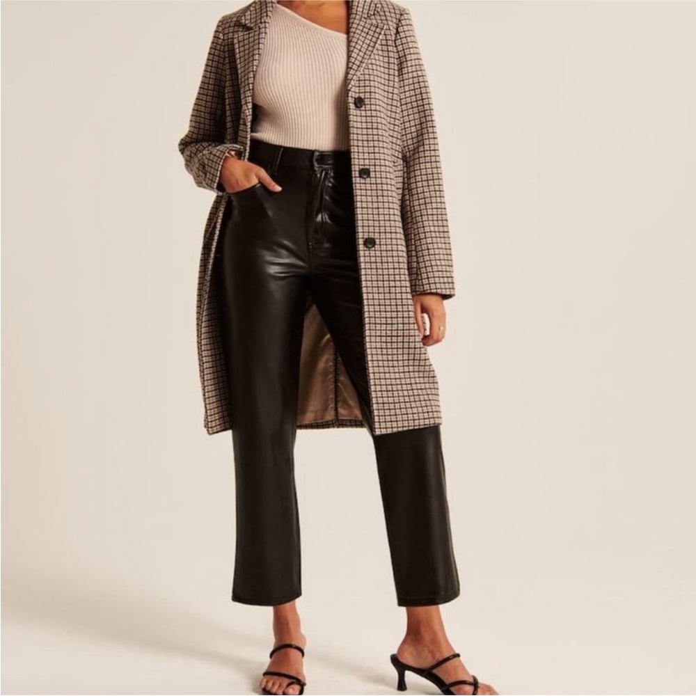 Abercrombie and Fitch Curve Love Vegan Leather
Ankle Straight Pants